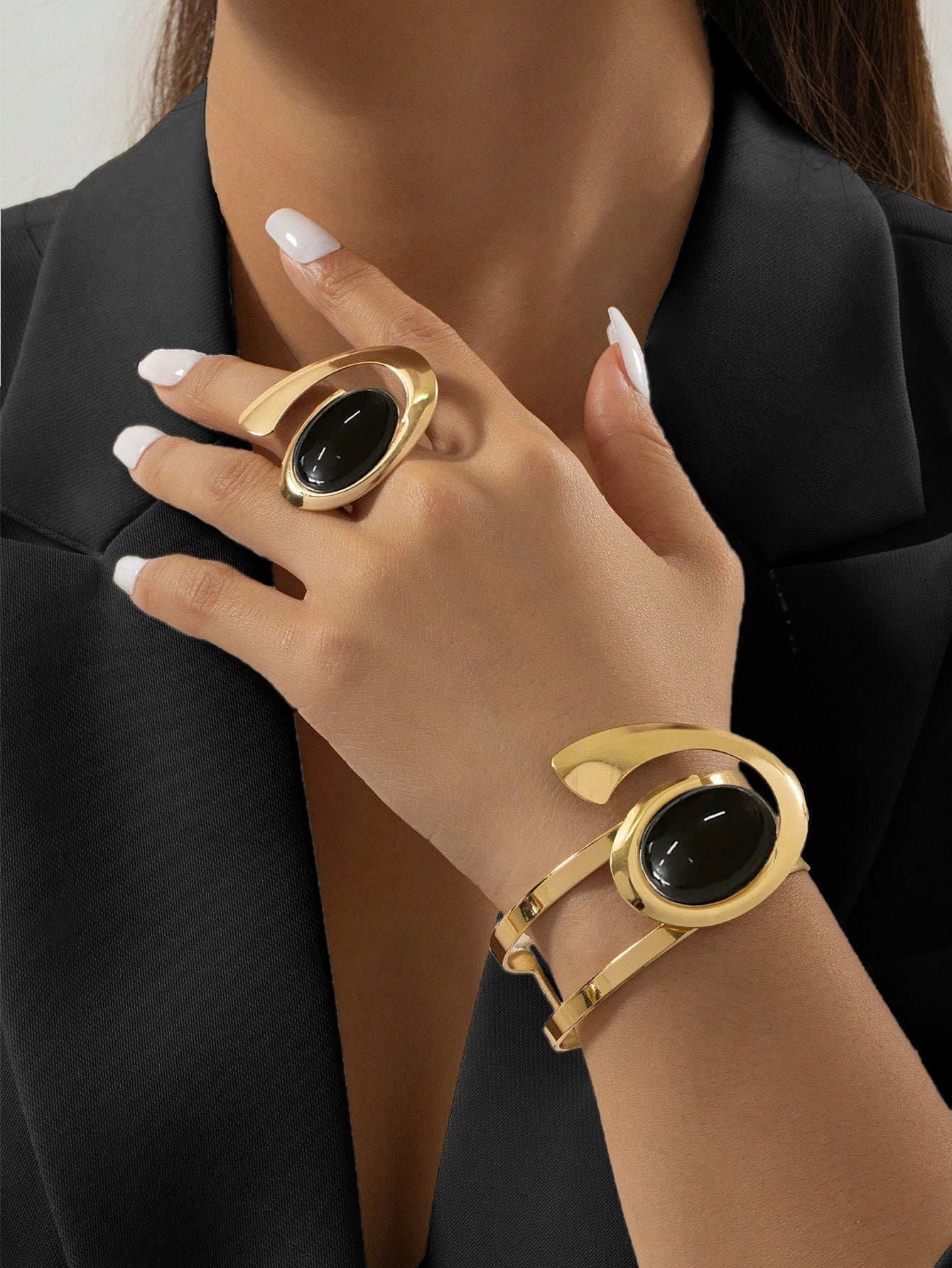 Women's Fashion Bracelet And Ring Set